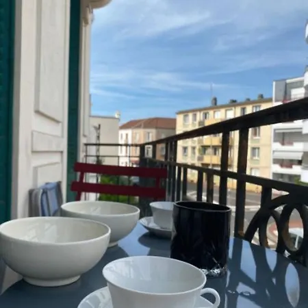 Le Collas - Calme - Balcon - Proche Thermes Apartment *